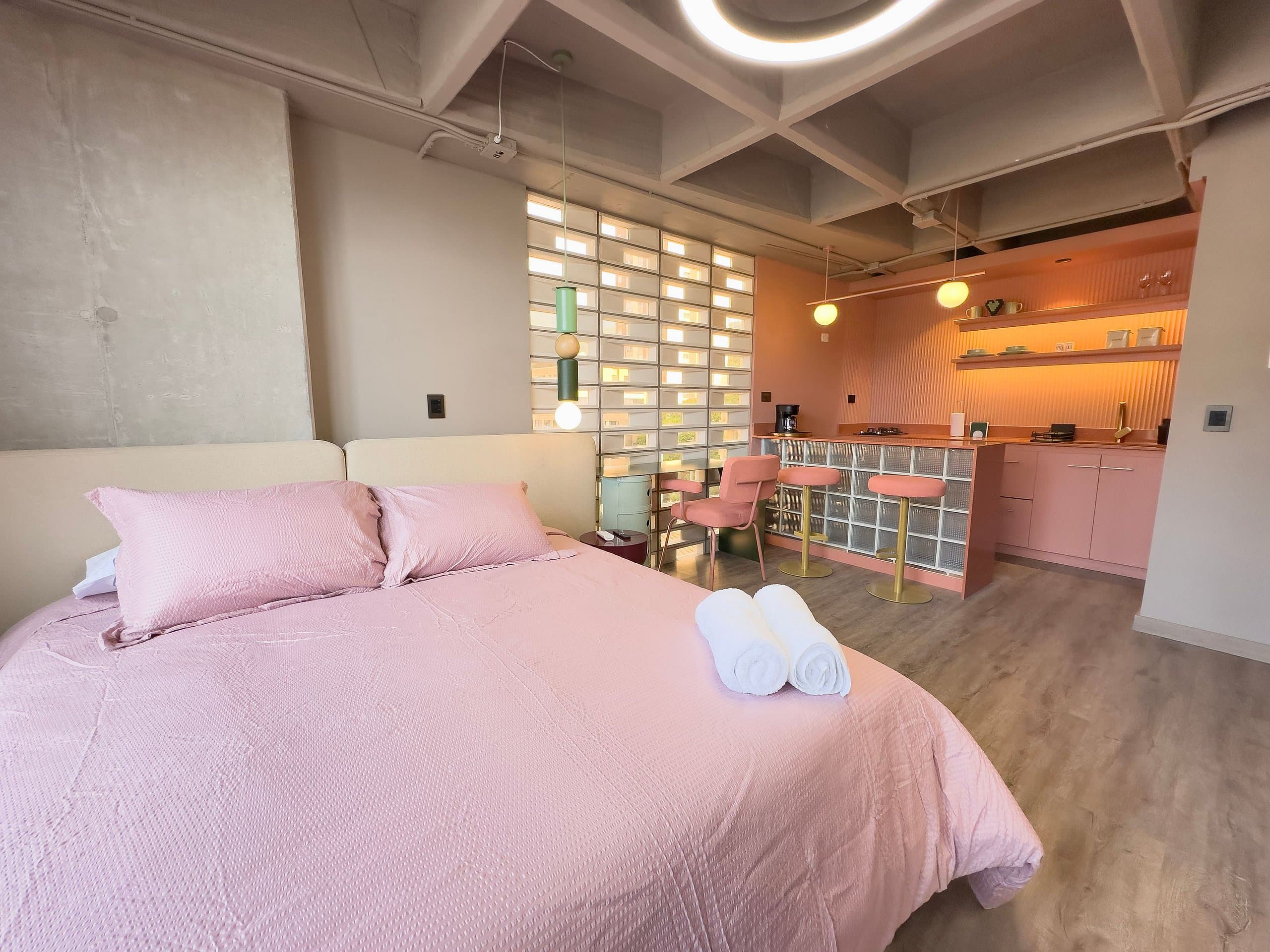Cama