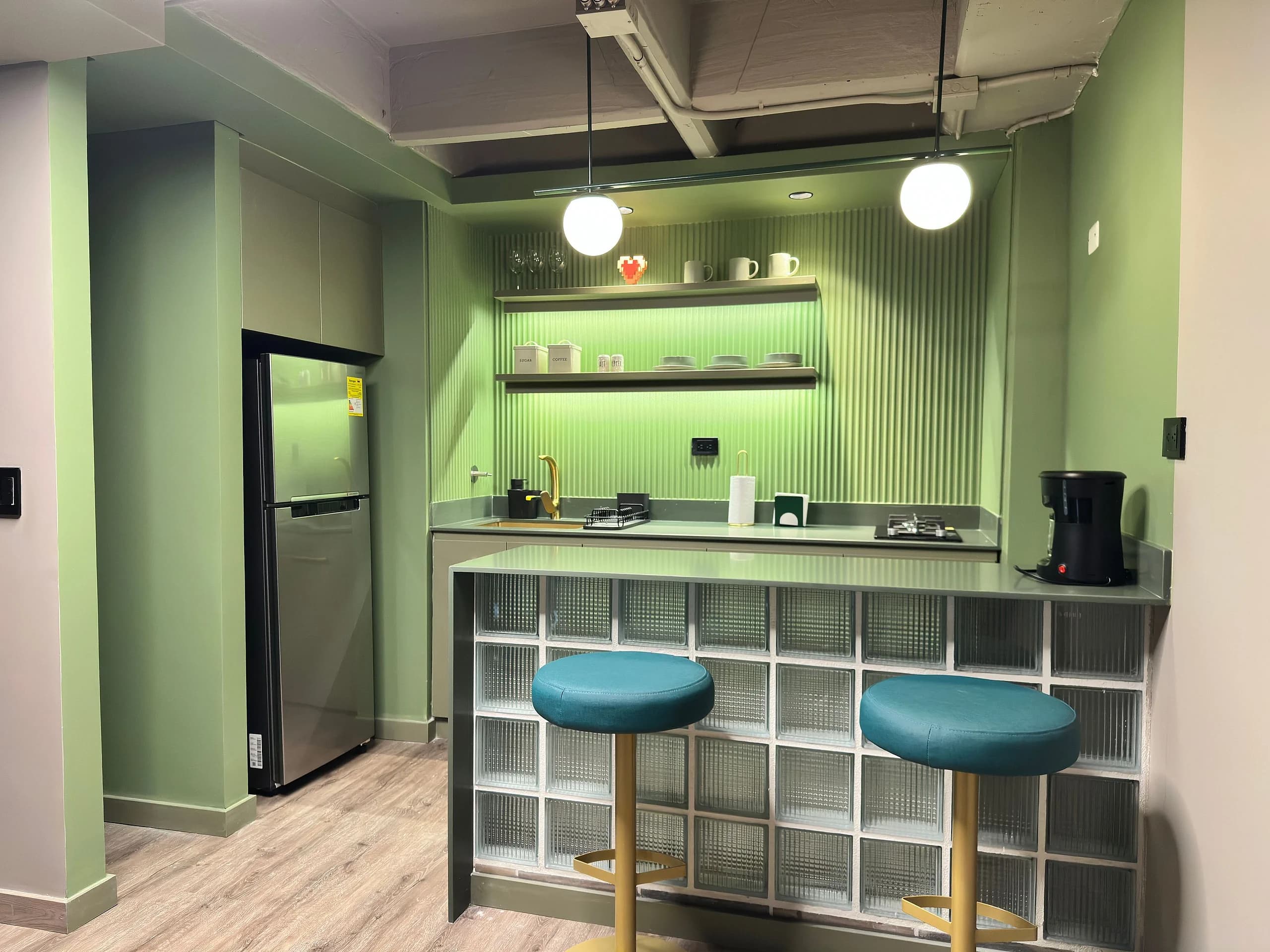 Kitchen or kitchenette