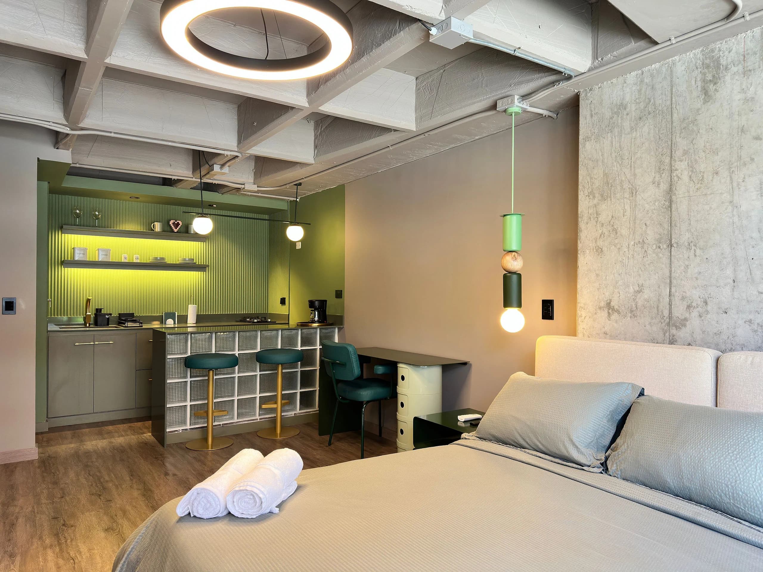 Suite 2D at Housinn Ayacucho Studio — Ayacucho, Medellín